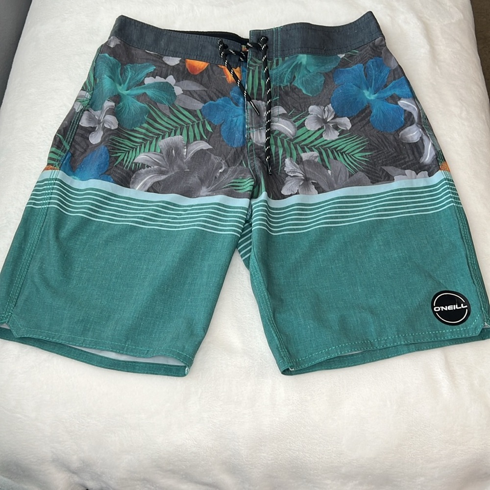 O'Neil board shorts boys size 14